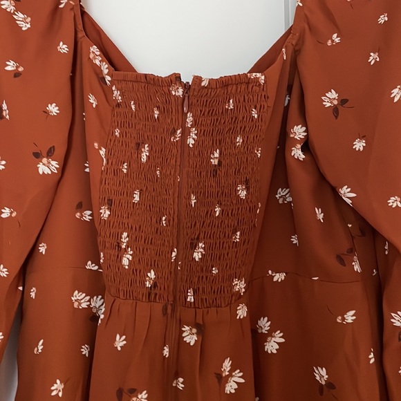 NWOT Abercrombie & Fitch Long Sleeve Floral Dress - Picture 6 of 7